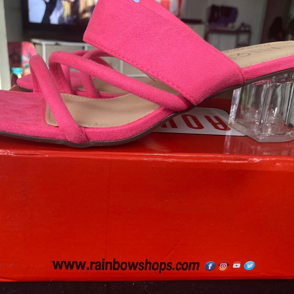 HOT PINK BRAND NEW CLEAR HEEL SANDAL TYPE